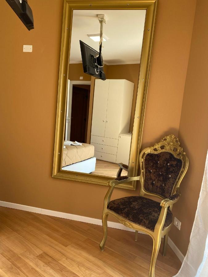 Villa Castello Only Room Limone sul Garda Exterior foto