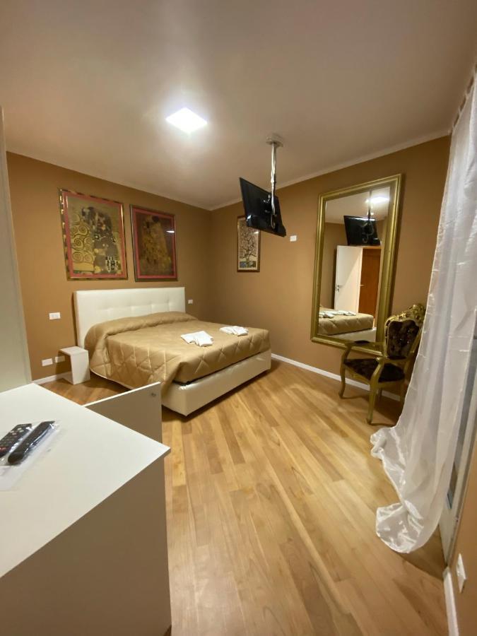 Villa Castello Only Room Limone sul Garda Exterior foto